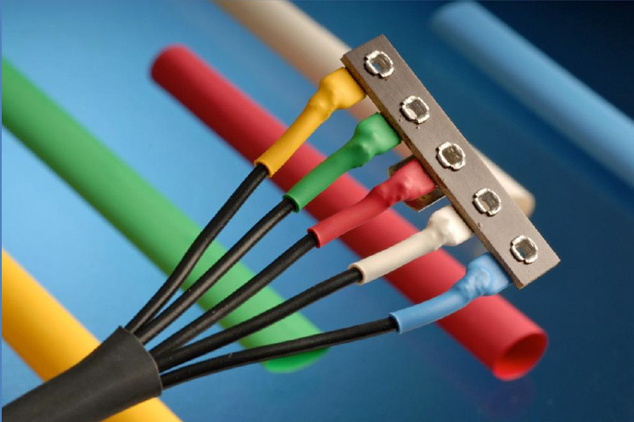 6_0002_Heat Aplicaci&oacute;n de tubo de contracci&oacute;n (4)